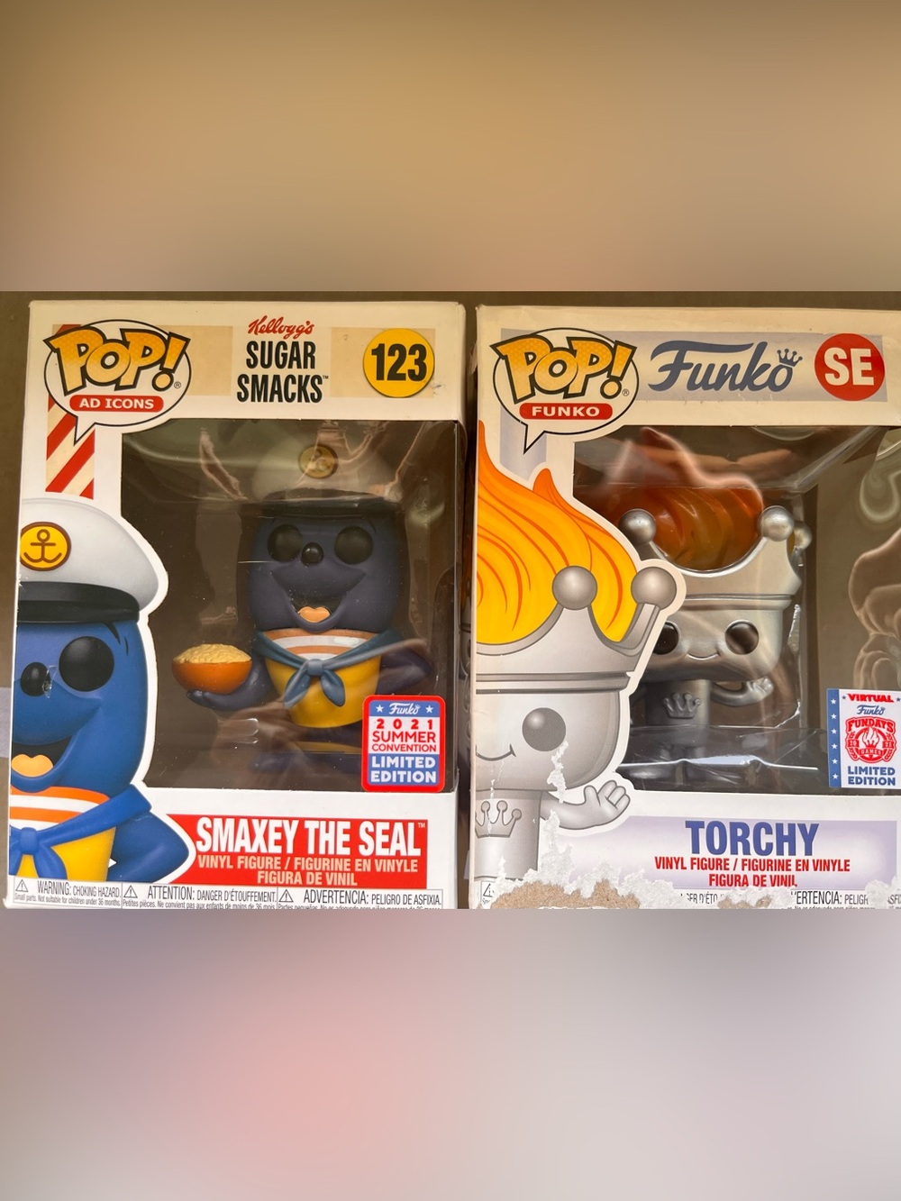 2 Pop Figures!!
Silver and Blue Torchy & Smaxey Figures